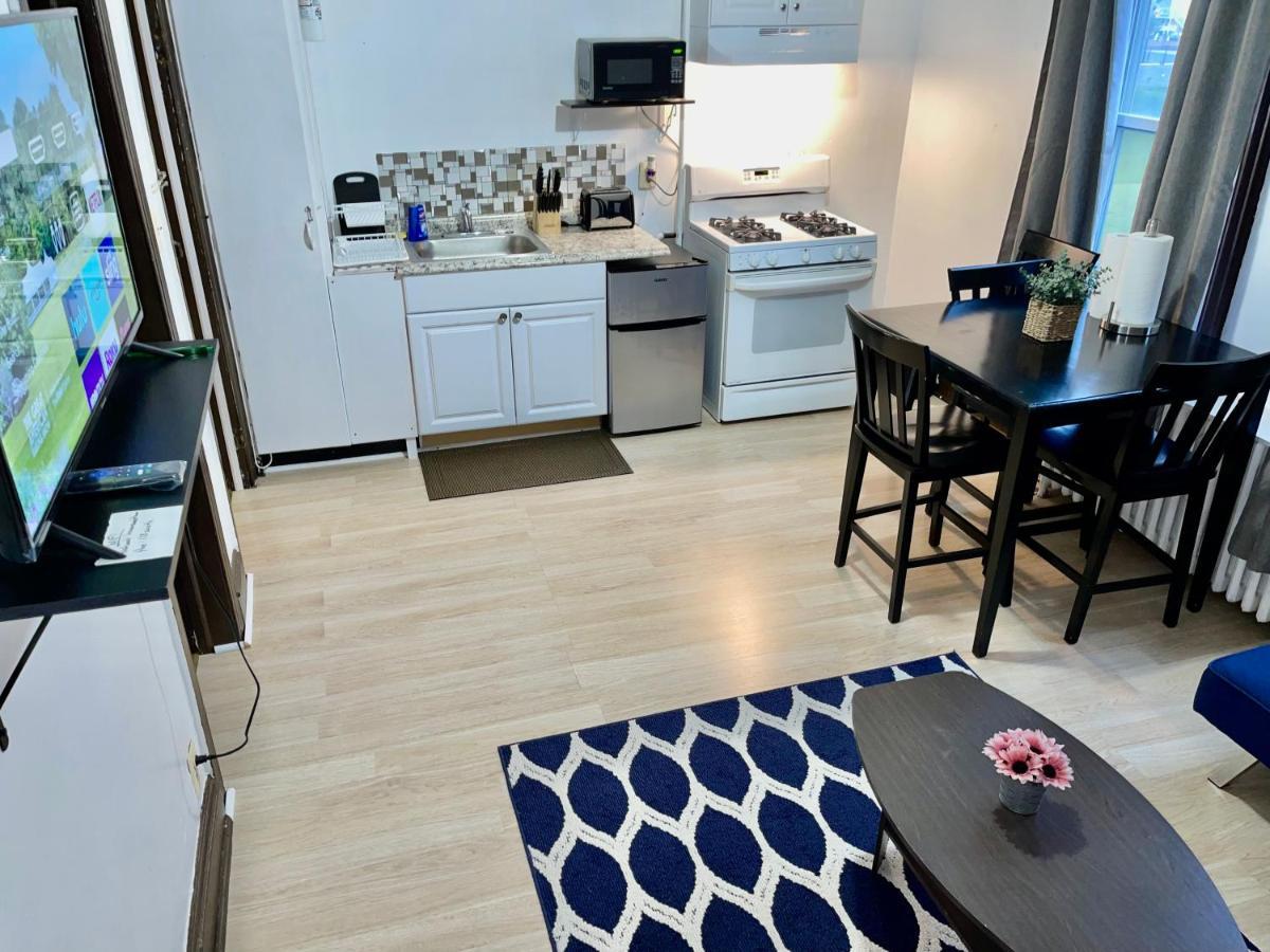 3 Bedrooms, Boardwalk Duplex Beachblock Home! アトランティックシティー エクステリア 写真