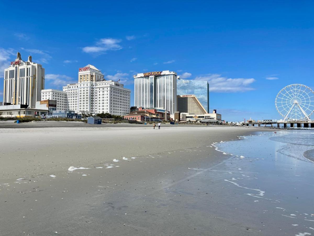 3 Bedrooms, Boardwalk Duplex Beachblock Home! アトランティックシティー エクステリア 写真