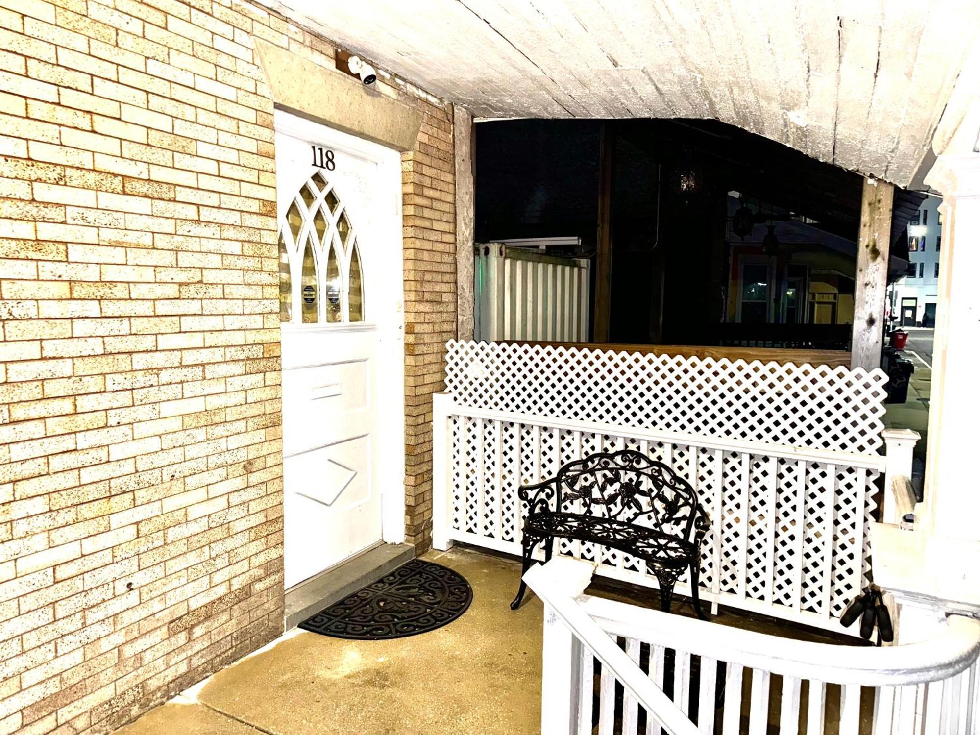 3 Bedrooms, Boardwalk Duplex Beachblock Home! アトランティックシティー エクステリア 写真