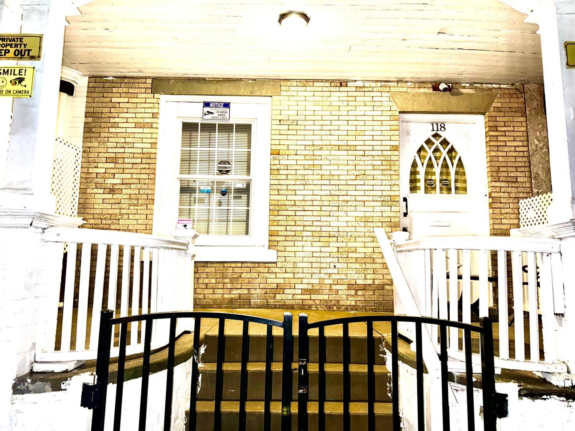 3 Bedrooms, Boardwalk Duplex Beachblock Home! アトランティックシティー エクステリア 写真